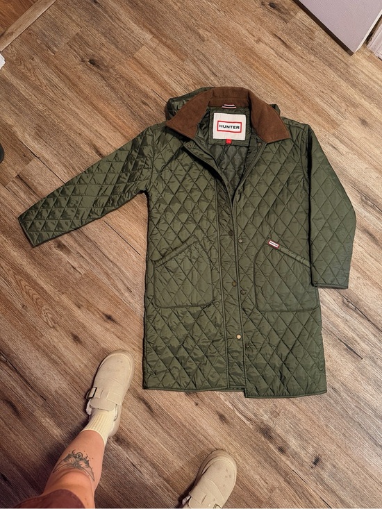 Hunter Jackets & Blazers - Hunter Green Quilted diamond Puffer jacket with Brown Cord Collar